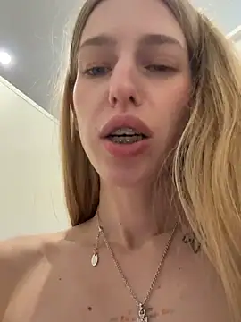 kira_mia's cam snapshot