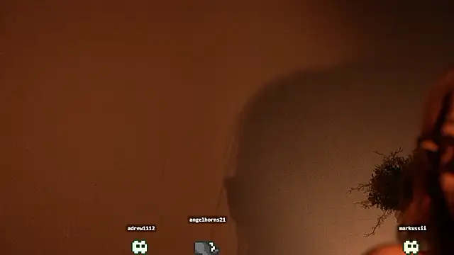 Hi_my_name_is's cam snapshot