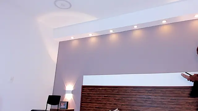 Adelehottman's cam snapshot