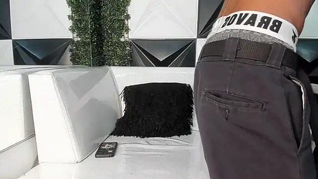 ManSant live sex cam