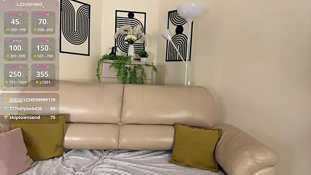 DreamyPalace's cam snapshot