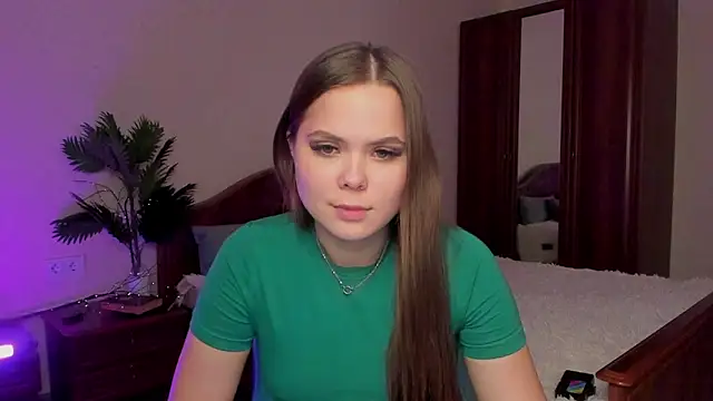 Kira_love_81's cam snapshot