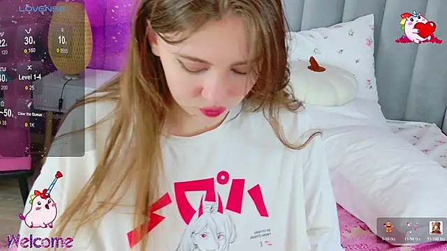 Moon__Bunny live sex cam