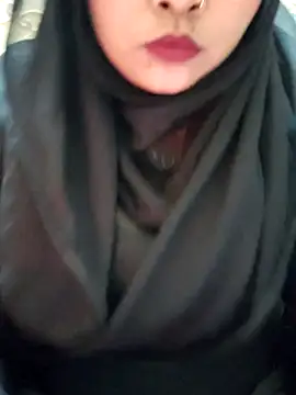 Indian-Nazia's cam snapshot