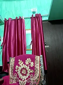 Puja_1230's cam snapshot