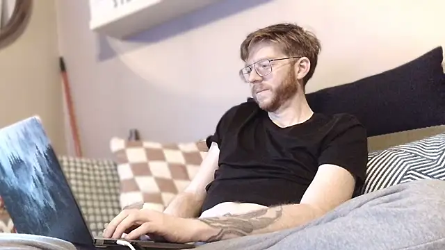 Gingerxl8 live sex cam