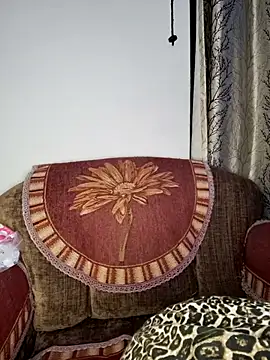 kavya-09's cam snapshot