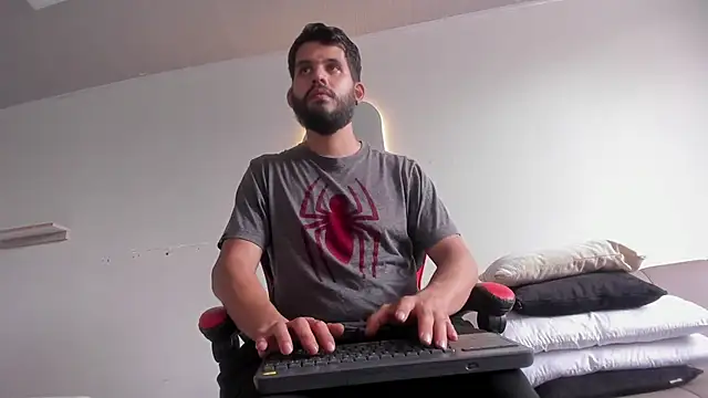 LucasBeaumont's cam snapshot