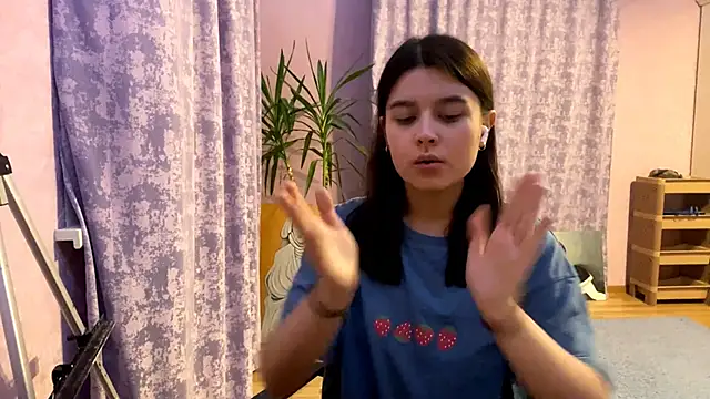 SaintMari's cam snapshot