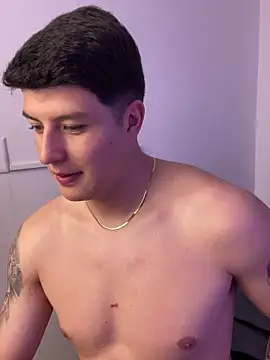 Goldenknight33 live sex cam