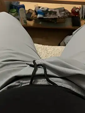 sweetiemale's cam snapshot