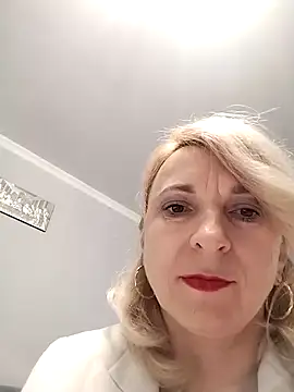 AhlyssaLove1155's cam snapshot