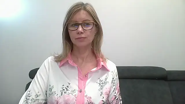 DoreenSexy's cam snapshot