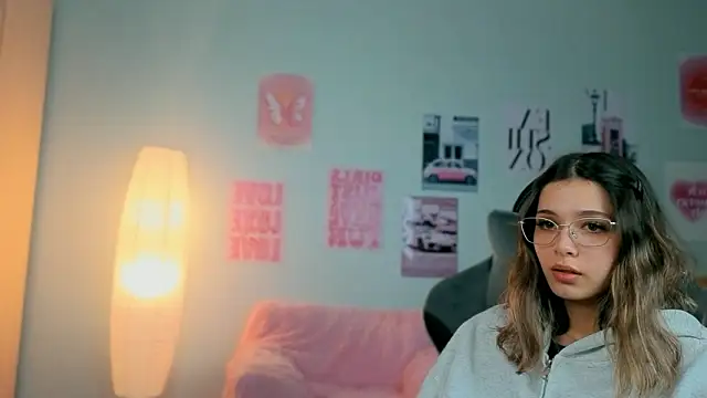 dinnerwithflowers's cam snapshot