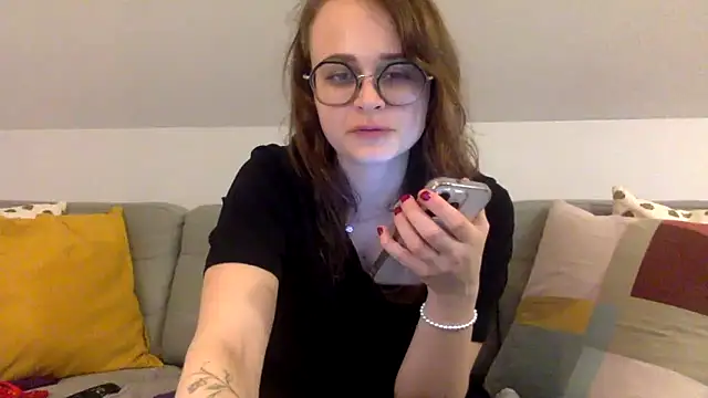 norafack33's cam snapshot