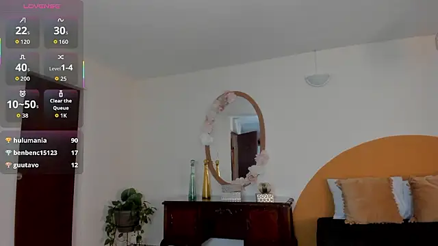 liaa_moretti_'s cam snapshot