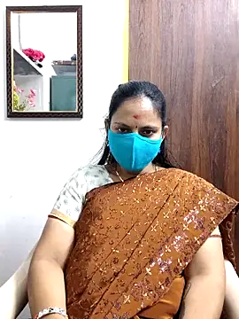 Queen-Neha's cam snapshot