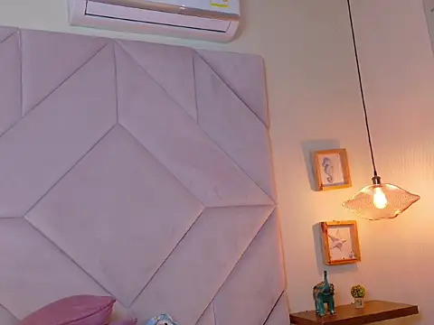 ArielSparkz's cam snapshot