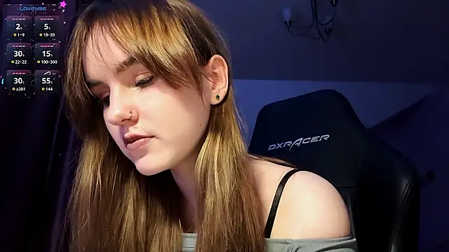 Lilmila's cam snapshot