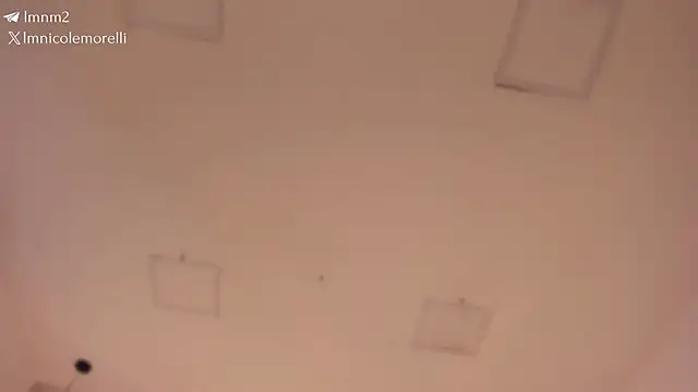 Nicolemorelli2's cam snapshot