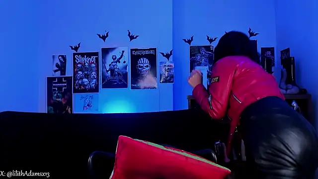 lilith-deveraux's cam snapshot