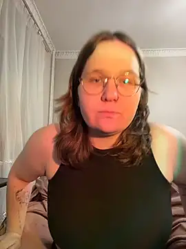 jullythefatty's cam snapshot