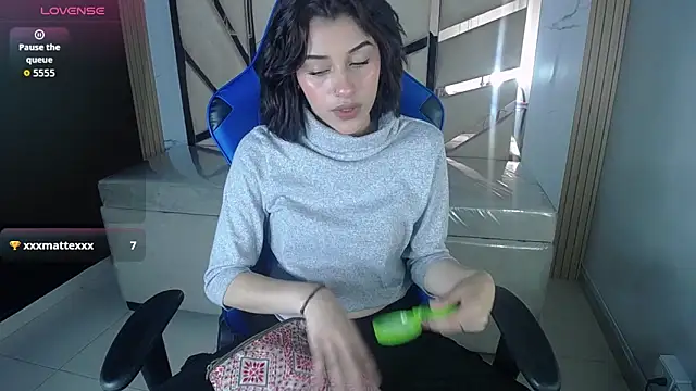 Skaller_james_a's cam snapshot