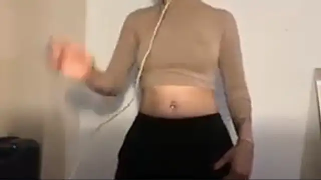 RanaAngelson's cam snapshot