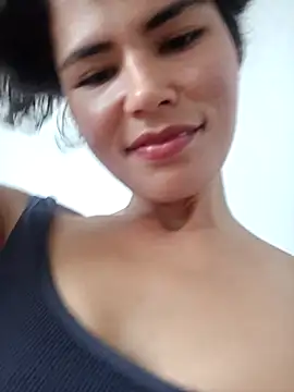 RosseeHoney's cam snapshot