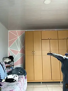 MAVI_EC_'s cam snapshot