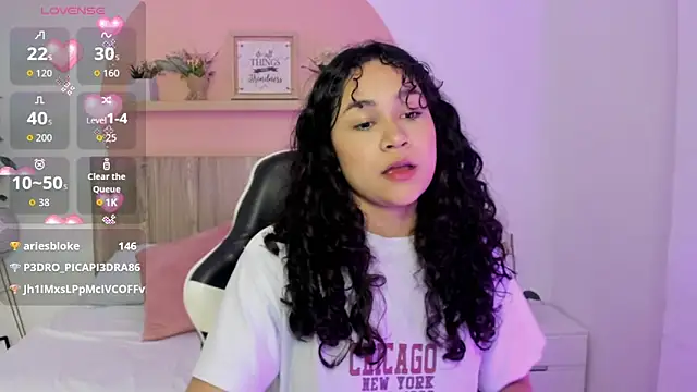 rossie_lanie_'s cam snapshot