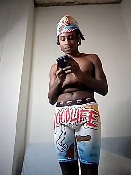 DarkSkinStroker live sex cam