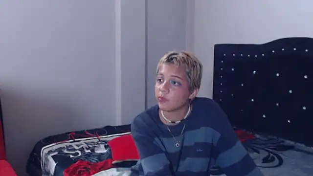 Shorty_Girlfriend's cam snapshot