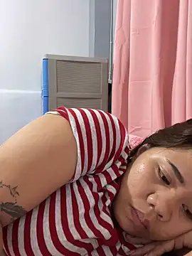 _BellaHotty_'s cam snapshot