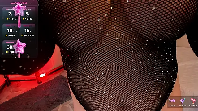 alaia_greyy's cam snapshot