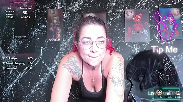 RoxanneStorm_'s cam snapshot