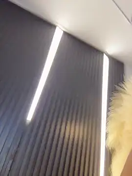 Ema_azel's cam snapshot