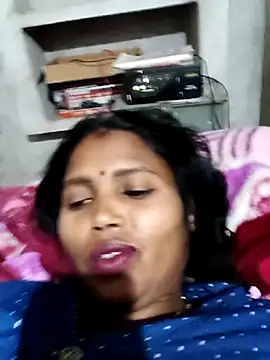 Cm_pooja's cam snapshot