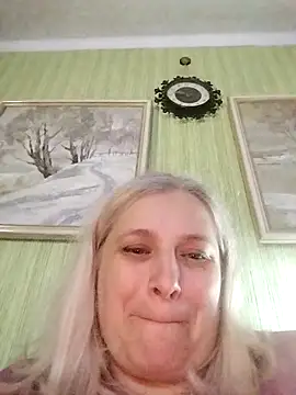 NyushaLollipop's cam snapshot