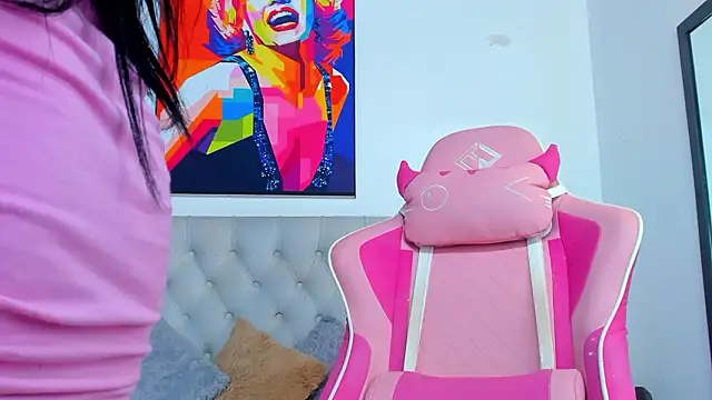 KristalFoxx's cam snapshot