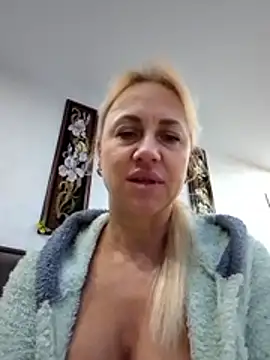 KissMiSveet's cam snapshot