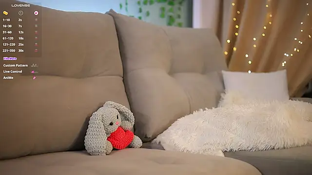 lovekissmes's cam snapshot