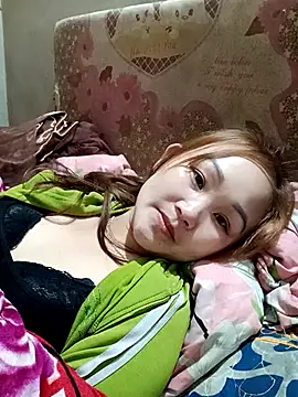 yula-bi's cam snapshot