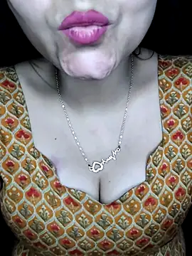 Horny_Shalu's cam snapshot