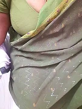 Tamil_Ammani's cam snapshot