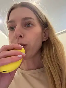 kira_mia's cam snapshot