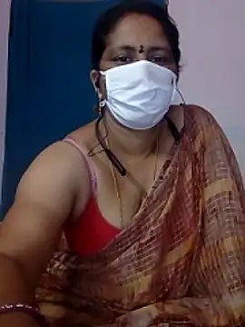 telugutrisha's cam snapshot