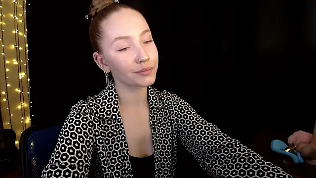 SindiWatsoon's cam snapshot