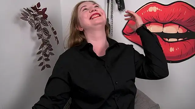 NikkiTease's cam snapshot