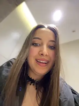 ICrazyOneIRL's cam snapshot